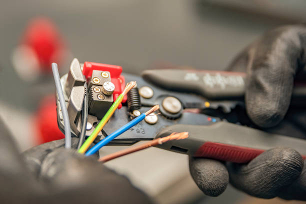 Best Local Electrician Companies  in Green Knoll, NJ